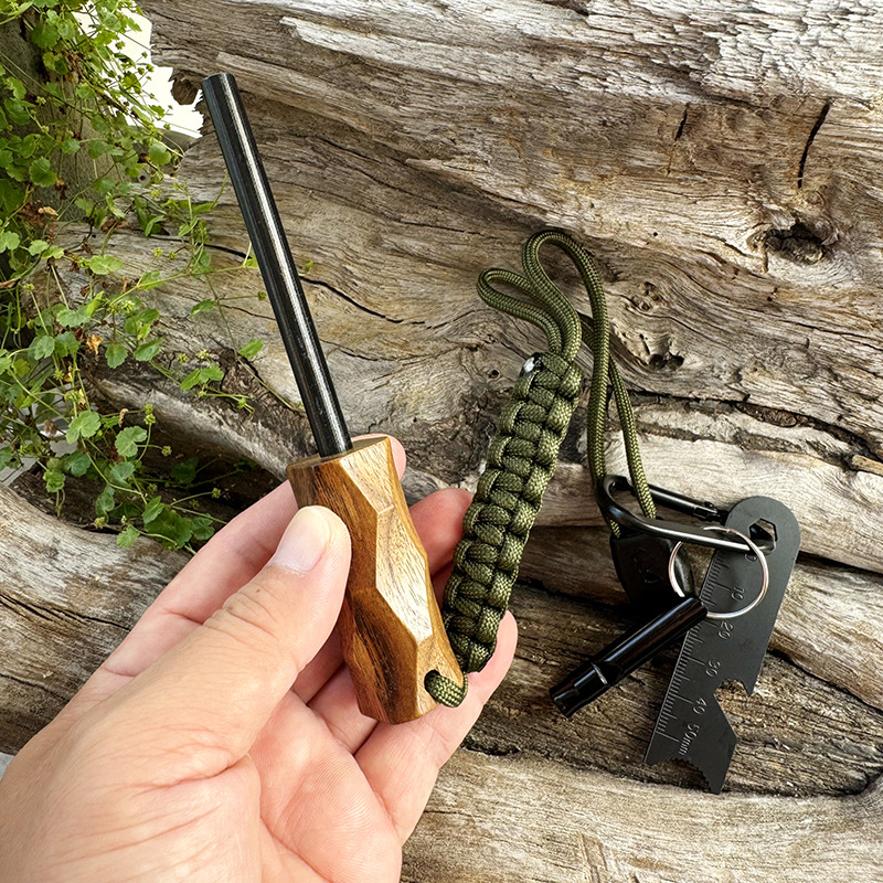 New Outdoor Flint Fire Starter - Fire Starting Kit recension och pris